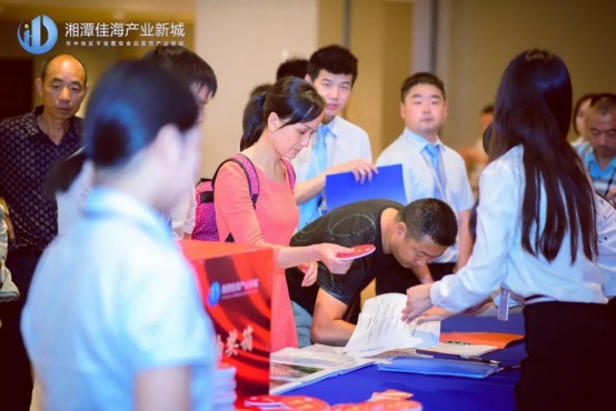 湘潭房地產(chǎn)開發(fā),商品房銷售,湘潭佳海產(chǎn)業(yè)發(fā)展有限公司 湘潭房地產(chǎn)開發(fā),商品房銷售,湘潭佳海產(chǎn)業(yè)發(fā)展有限公司